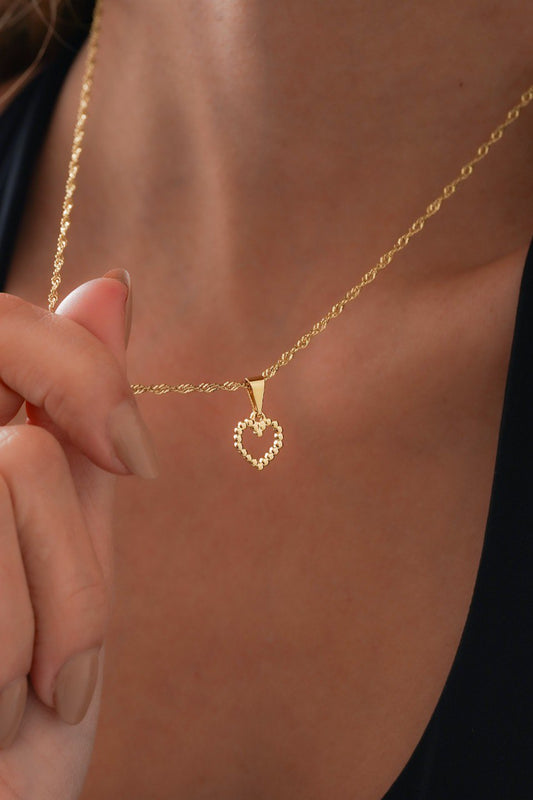 Conjunto Dama Cadena Singapur 45cm + Arete corazón Paris + Dije Corazón Paris