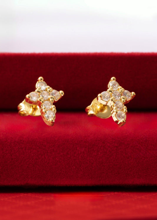 Conjunto Dama Cadena Aros 45cm + Dije Cruz mini circonias + Arete Cruz 6 Circonias